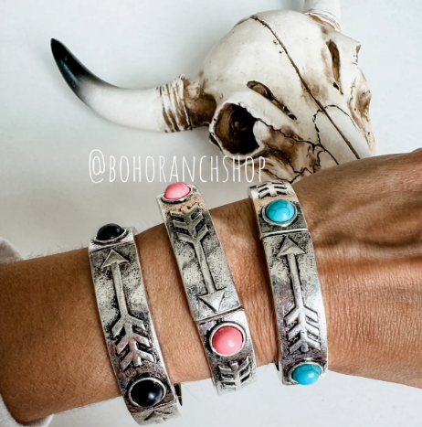 Western Arrow Stackable Stretch Bracelet